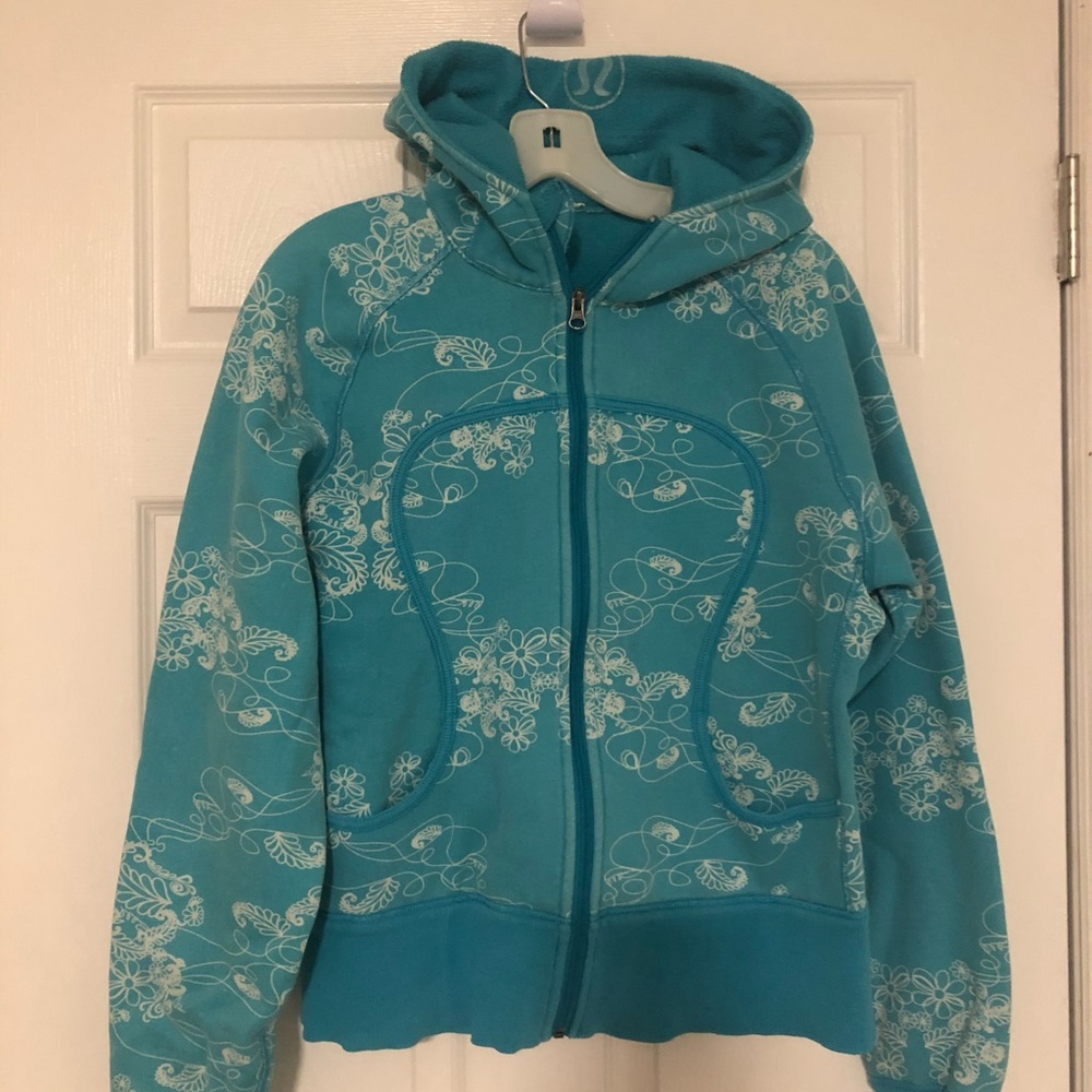 Lulu zip up